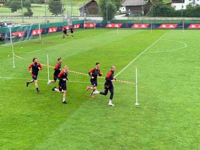 Genoa, due positivi al Covid. Non sono giocatori 