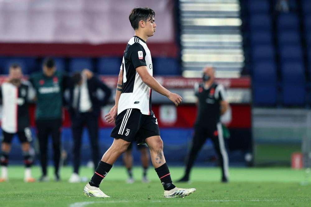 Juventus avanti di due all'intervallo, Ronaldo e Dybala i marcatori