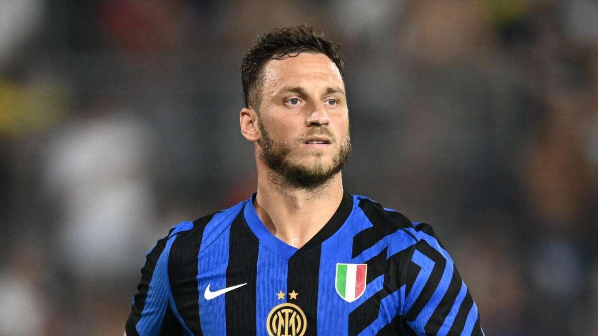 Champions League - L'Inter ne fa quattro alla Stella rossa, perde il MIlan