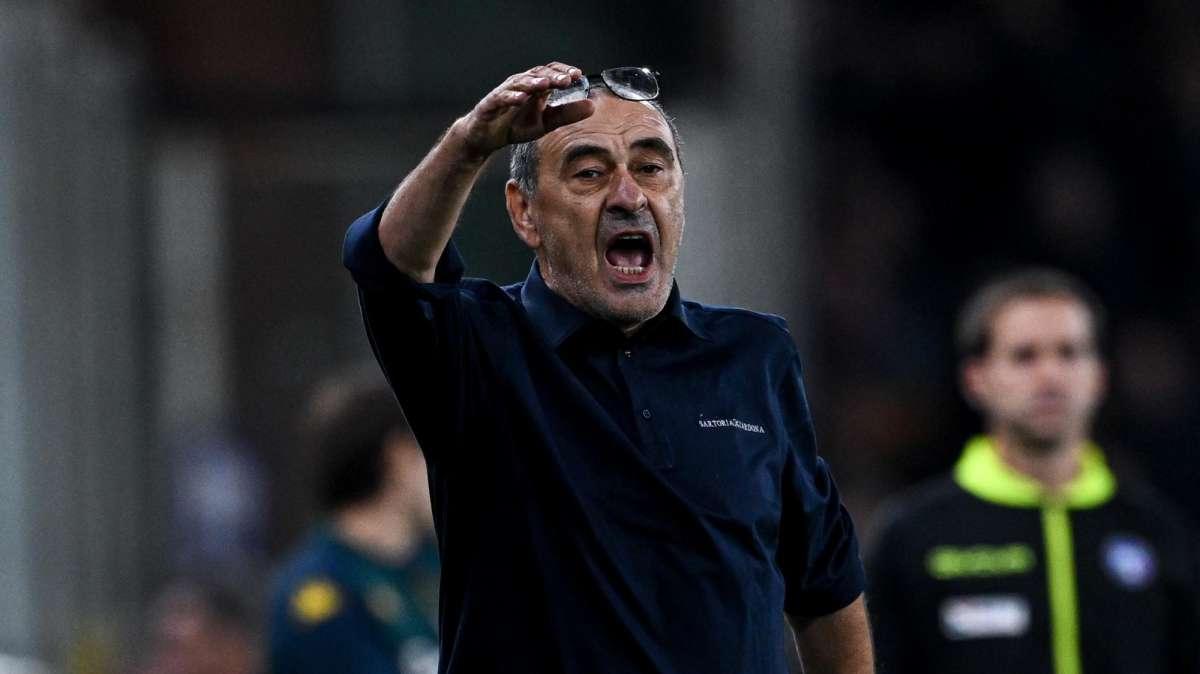 Lazio, Sarri per fronteggiare il Torino si affida di nuovo al 4-4-2. Guai sulle fasce