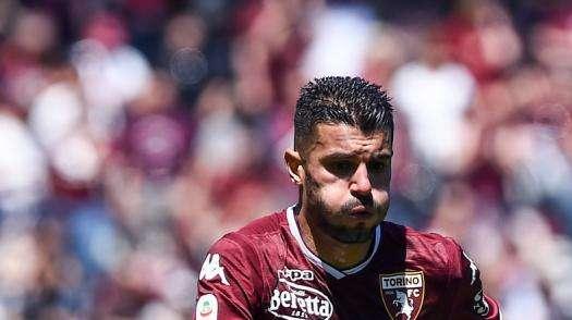 Iago suona la carica da Instagram. Foto epica, piovono like e commenti