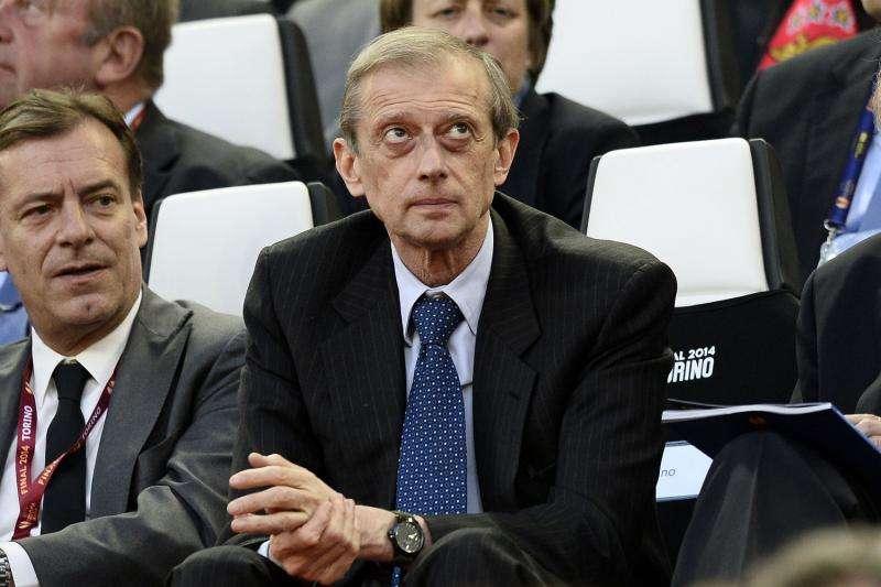 L'addio a don Aldo, le esequie officiate dal vescovo Nosiglia: "La sua scomparsa è un grave lutto per tutti" 