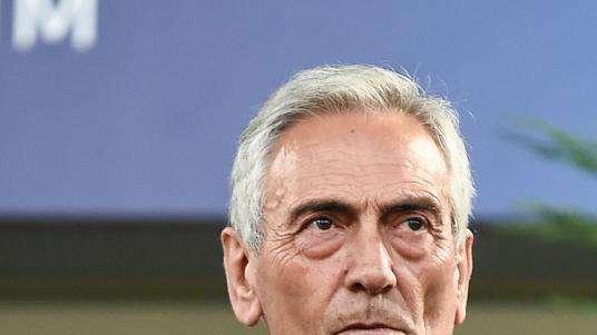 I calciatori devono tagliarsi lo stipendio? Gravina: "Si! E le resistenze non sono consentite"