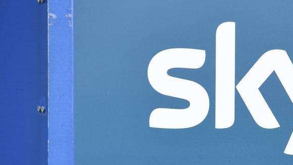 Allarme Coronavirus, Sky risponde a Spadafora: "Gare in chiaro? I vincoli legali restano"