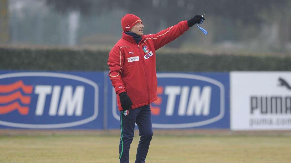 Prandelli lancia l'idea: un'Under 21 formato club