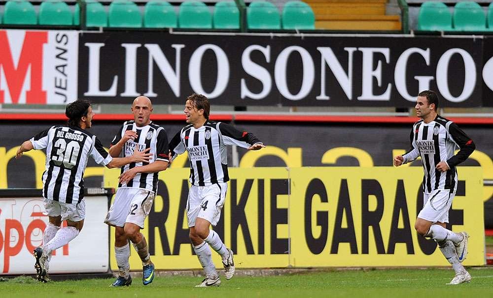 Il Siena raggiunge il Livorno in serie B 