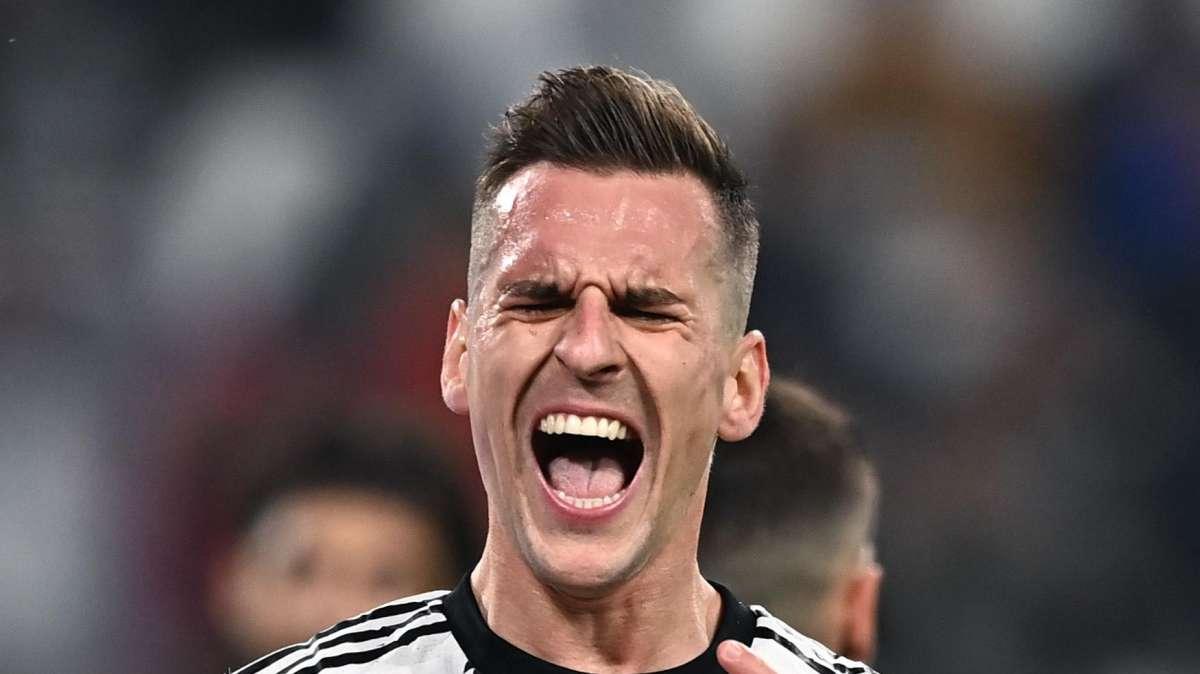 Le formazioni ufficiali di Juventus-Inter. Allegri sceglie Milik come unica punta 