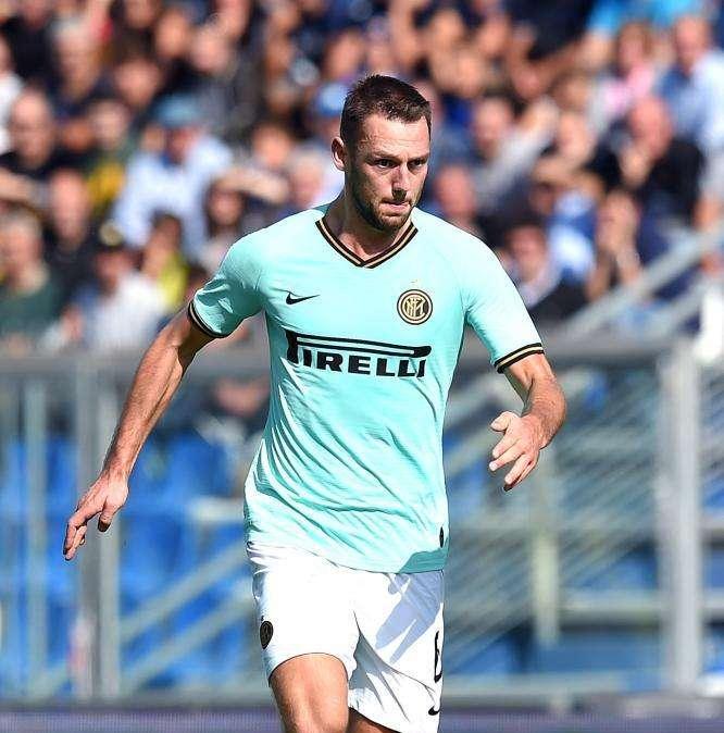 Inter, affaticamento per De Vrij, ma la situazione è sotto controllo