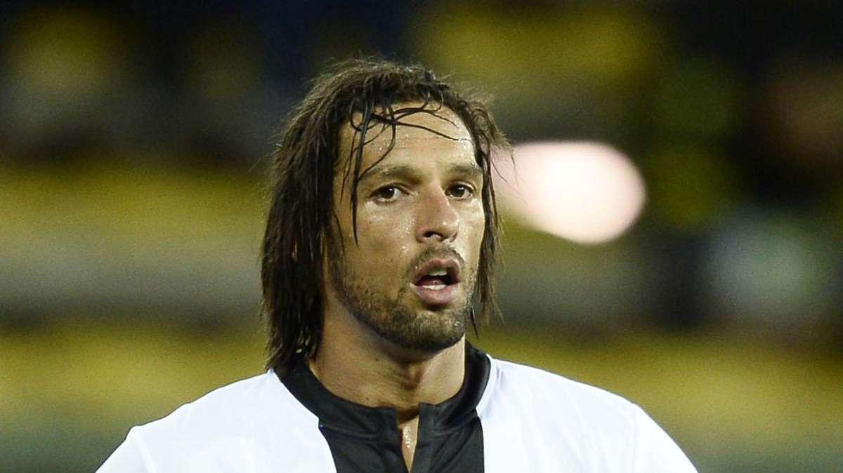 Torino, Amauri è a Milano per firmare