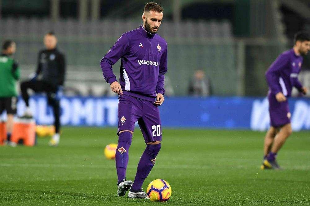 Fiorentina, Pezzella non le manda a dire: "Lo scambio società-Pioli non ci ha fatto bene" 