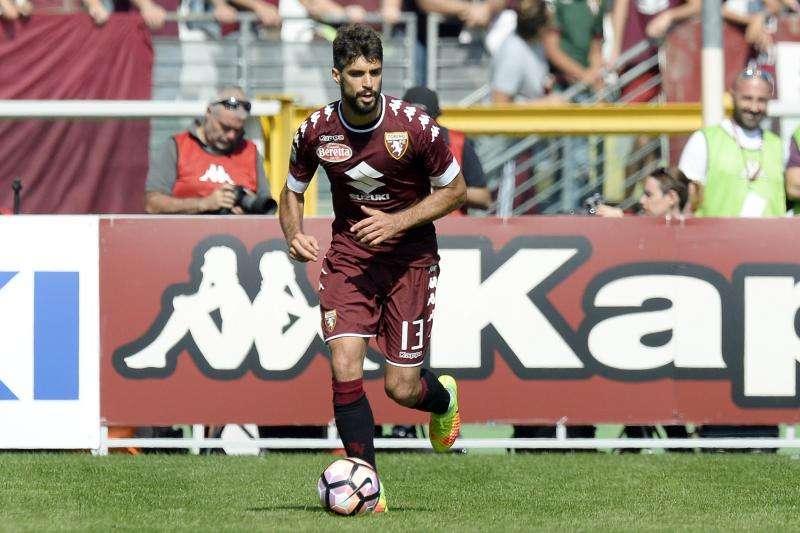 Rossettini-Genoa, la stretta dei rossoblu si fa risoluta sul centrale difensivo