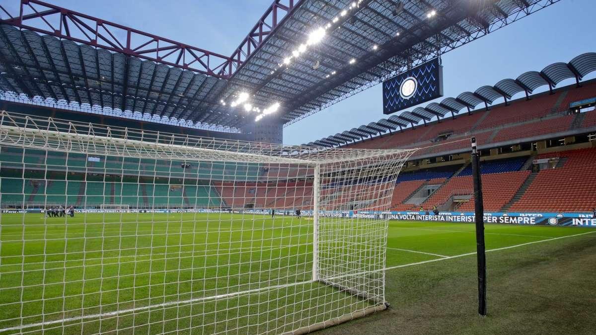 Torino, per la porta si torna a parlare di Varela 