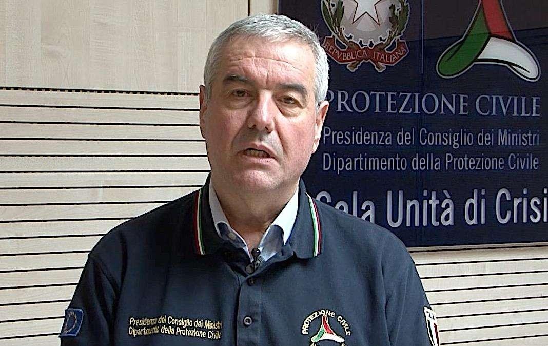 I dati della Protezione Civile. Decessi sempre alti, meno contagiati 