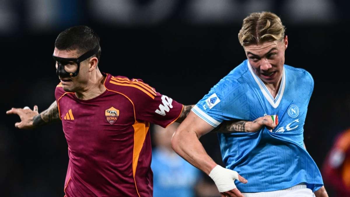 Serie A: Napoli e Roma sull'1-1 all'intervallo. Spinazzola risponde a Malen