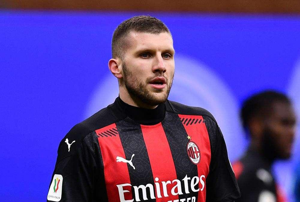 Milan avanti a Bologna all'intervallo grazie a Rebic