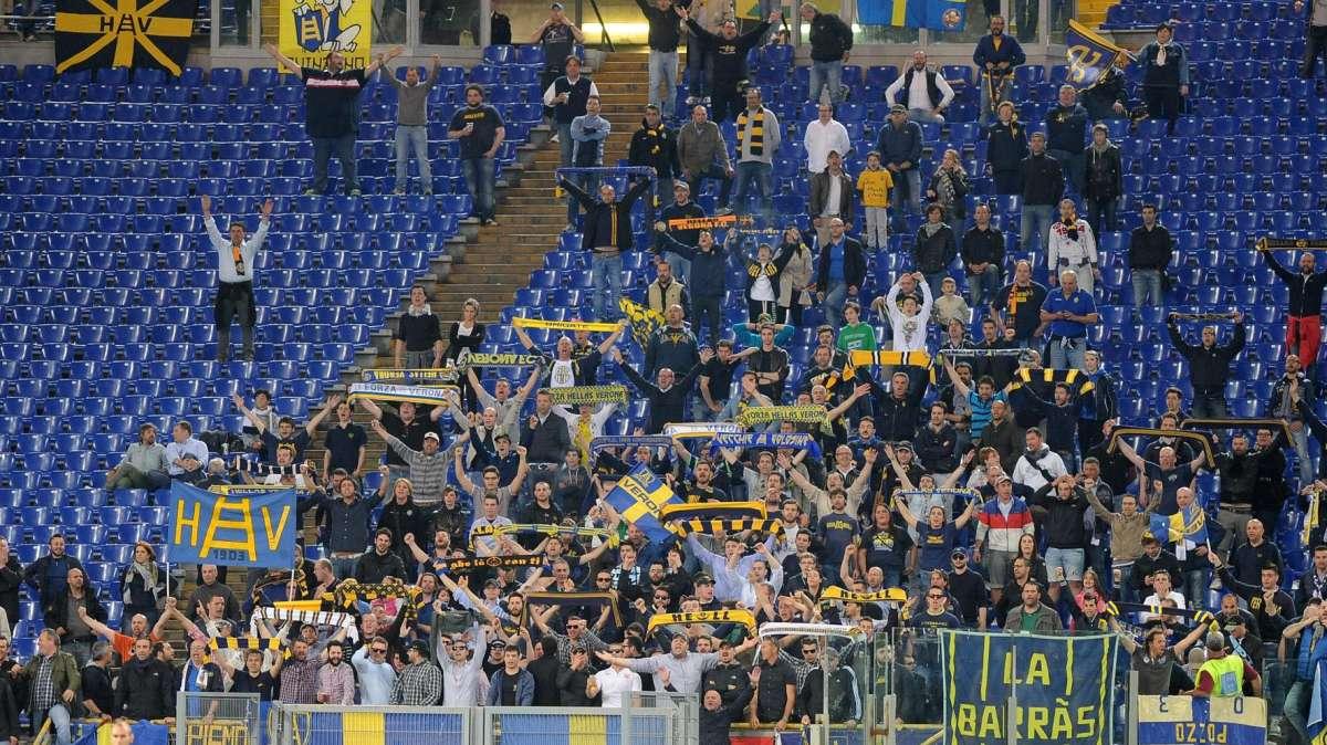 Qui Verona - 300 i tifosi presenti all'Olimpico