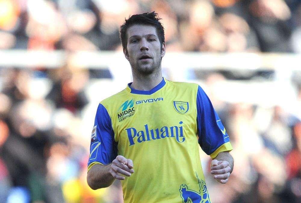 Torino, per la difesa piace Cesar del Chievo