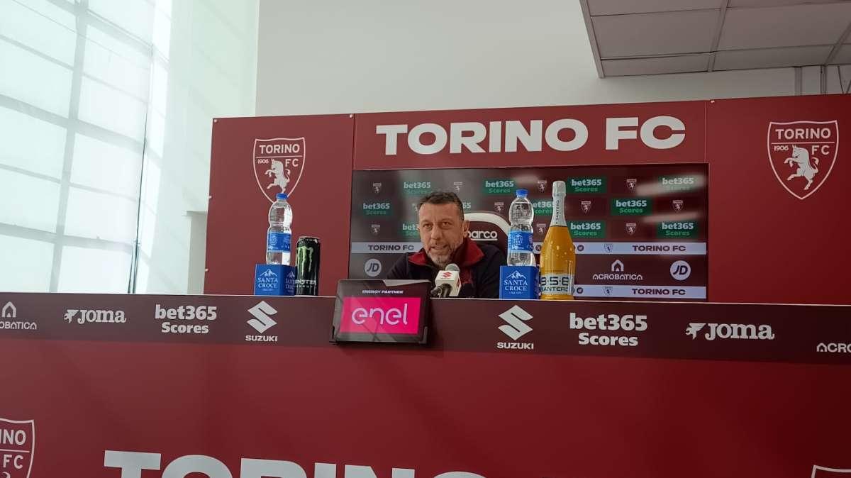 LIVE D’Aversa: "Col Milan l'obiettivo è portare a casa il miglior risultato positivo, non abbiamo ancora fatto nulla. A fare la differenza è la voglia. Non ci saranno Aboukhlal e Njie"