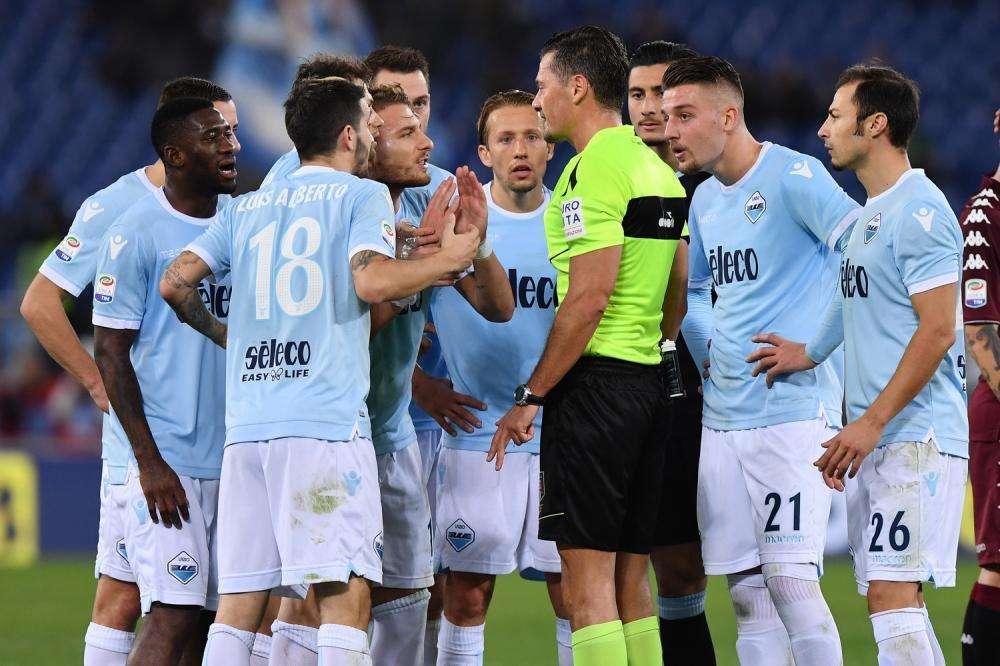 Undici tifosi biancocelesti ricorrono contro l'espulsione di Immobile nella partita Lazio-Torino
