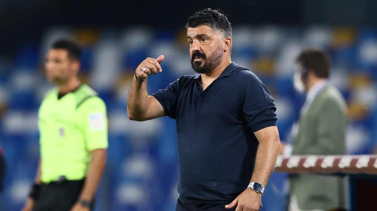Napoli padrone del campo, all'intervallo è 1-0 sul Sassuolo