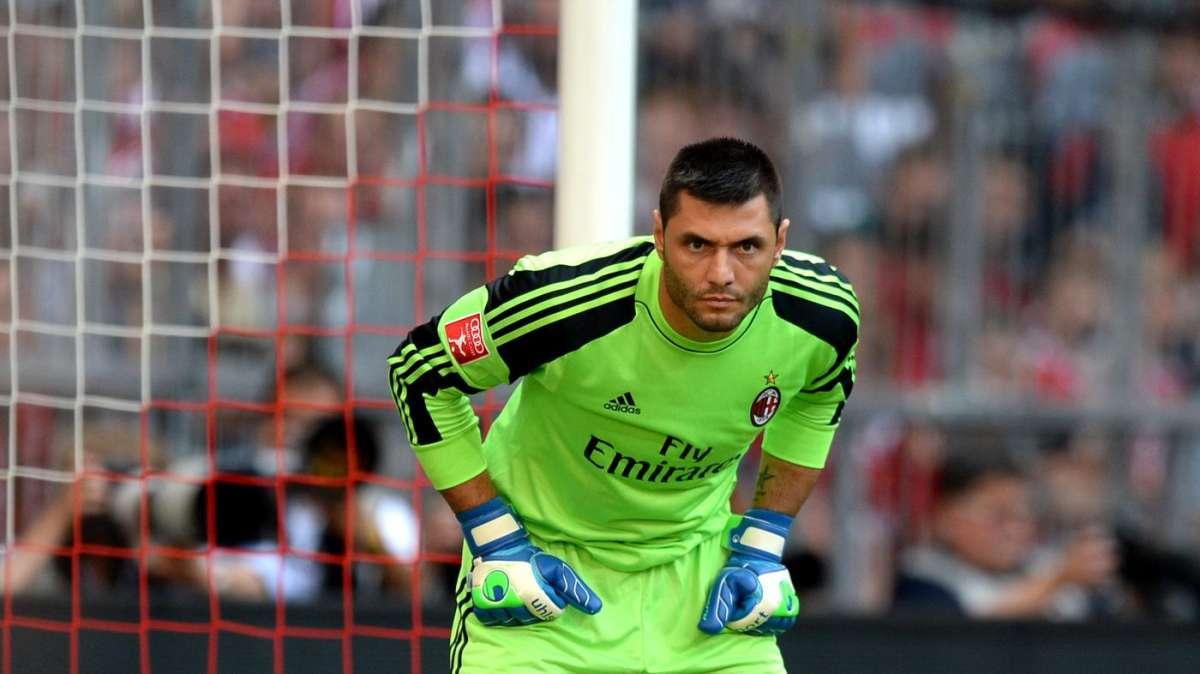 Milan, Torino, Monaco: le tre strade di Amelia