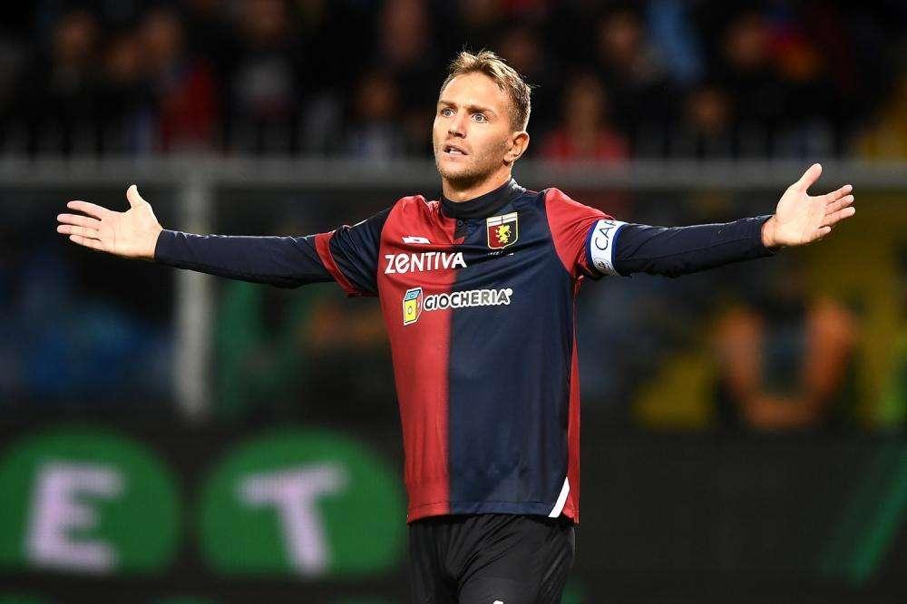 Genoa, Criscito risponde via social alle minacce di morte... 