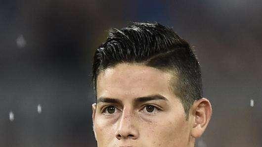 Napoli, porticina aperta per James Rodriguez