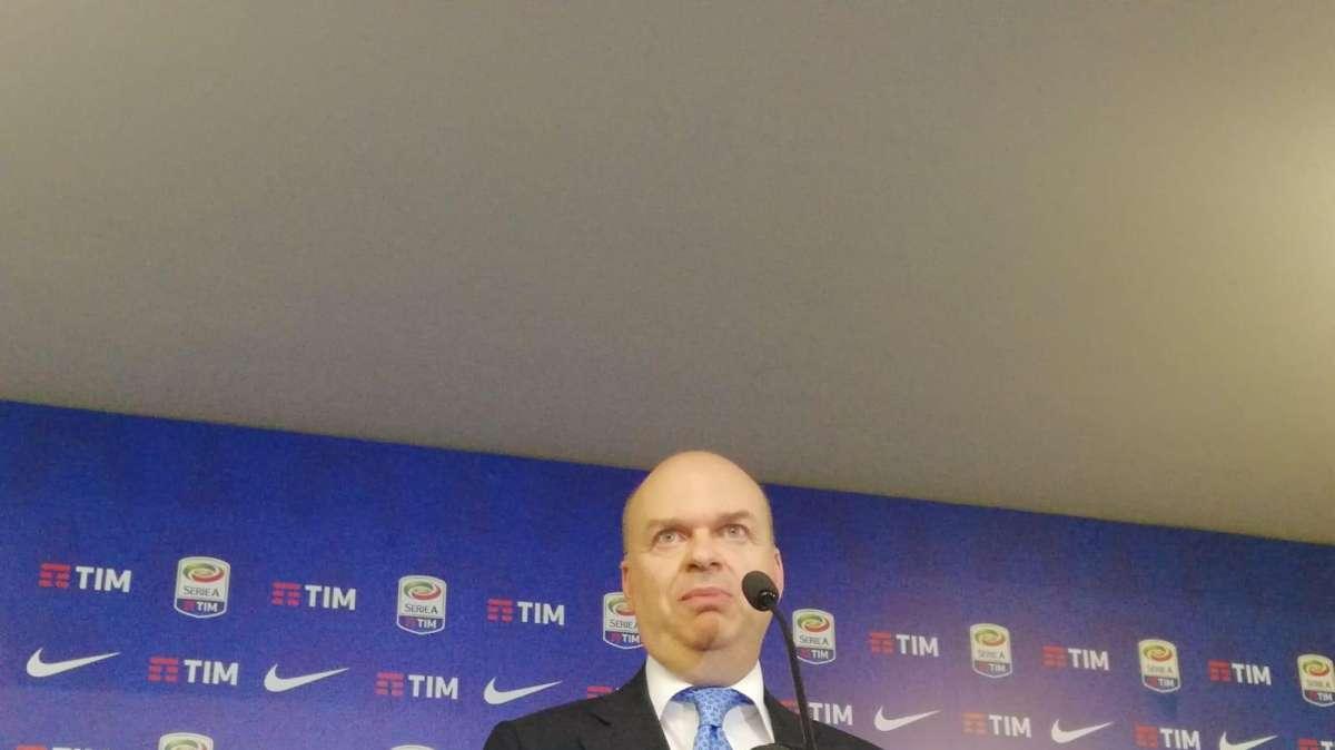 Fassone vuole rientrare nel calcio: "La mia volontà è di tornare"
