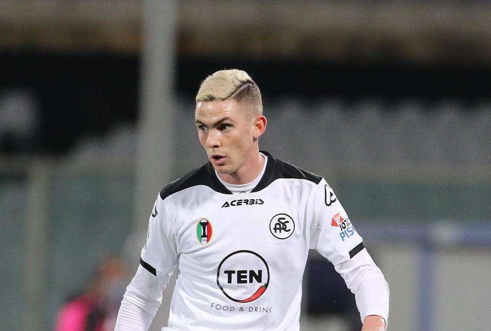 Il Crotone ufficializza Estevez in attacco, via libera alla partenza di Messias