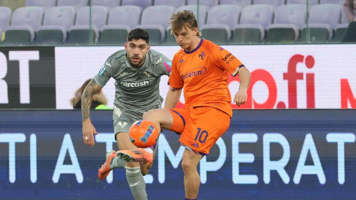 L'incubo viola non finisce 1-2, contro il Verona. L'Udinese gela il Napoli 1-0 