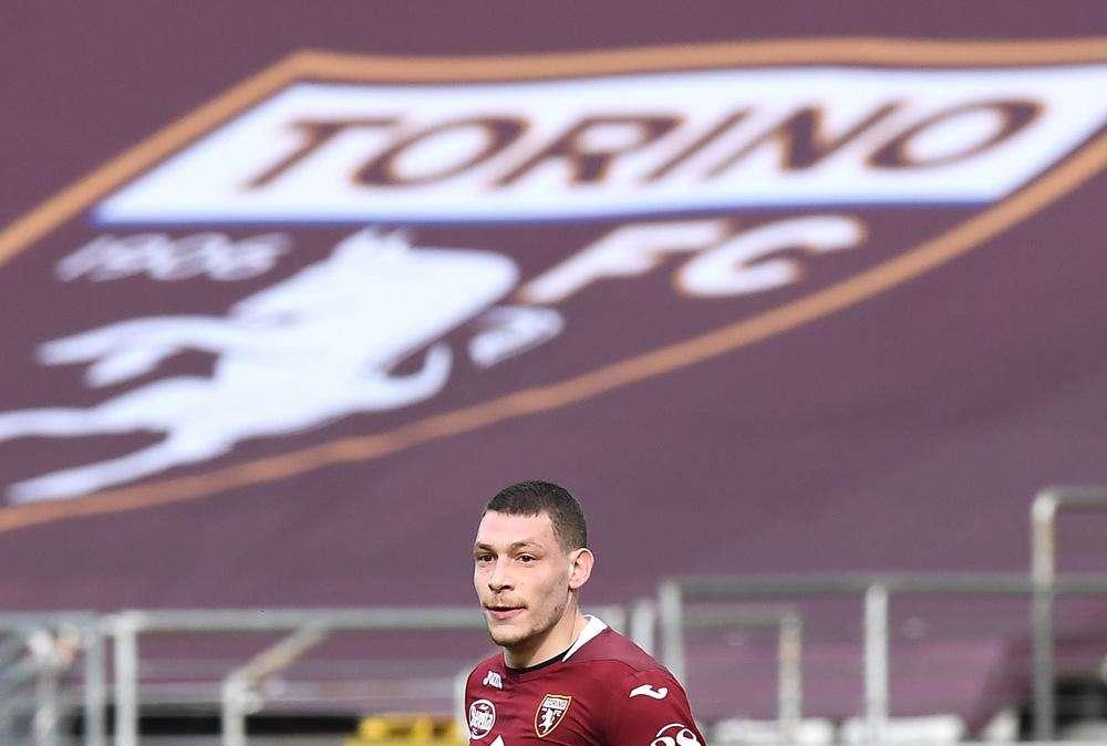 Ceccherini a MilanNews: "Vlahovic è un profilo seguito, ma la Fiorentina vuole blindarlo"