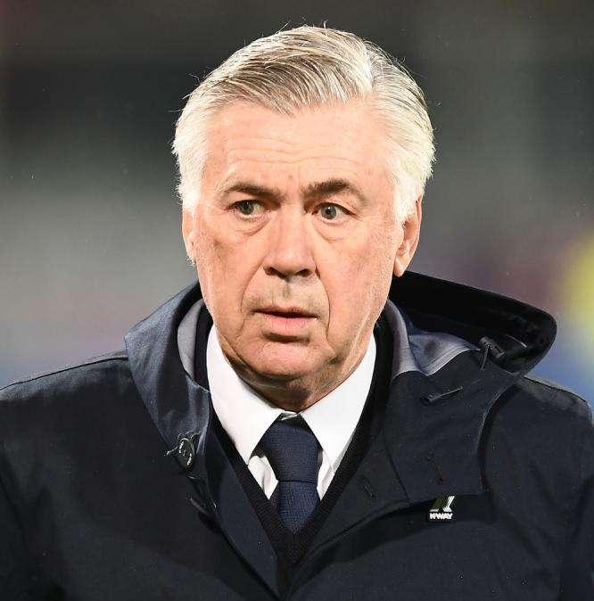 Napoli, Ancelotti: "La squadra gioca molto bene ma finalizza poco. Dobbiamo migliorare nei dettagli"