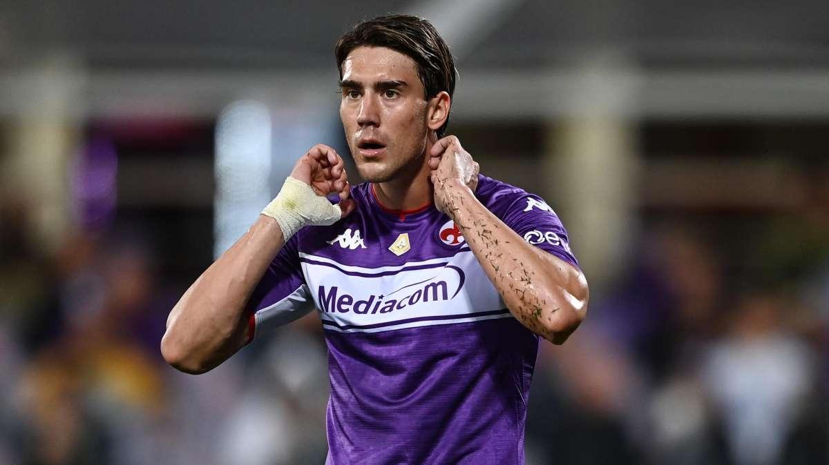 Arsenal, accordo per Vlahovic a 80 milioni. Il bomber dice no 