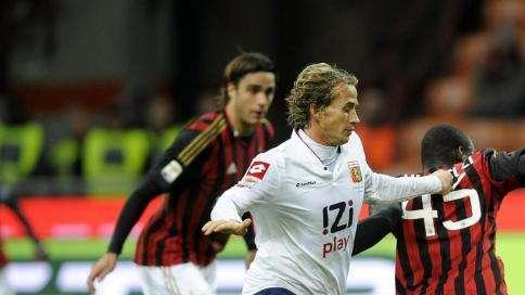Genoa, risentimento muscolare per Manfredini