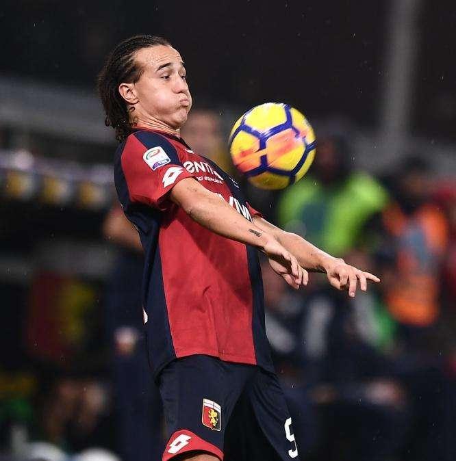 Genoa, Laxalt: "Dura per noi a Torino, ma ci serve fiducia. Burdisso e Rincòn amici veri per me"