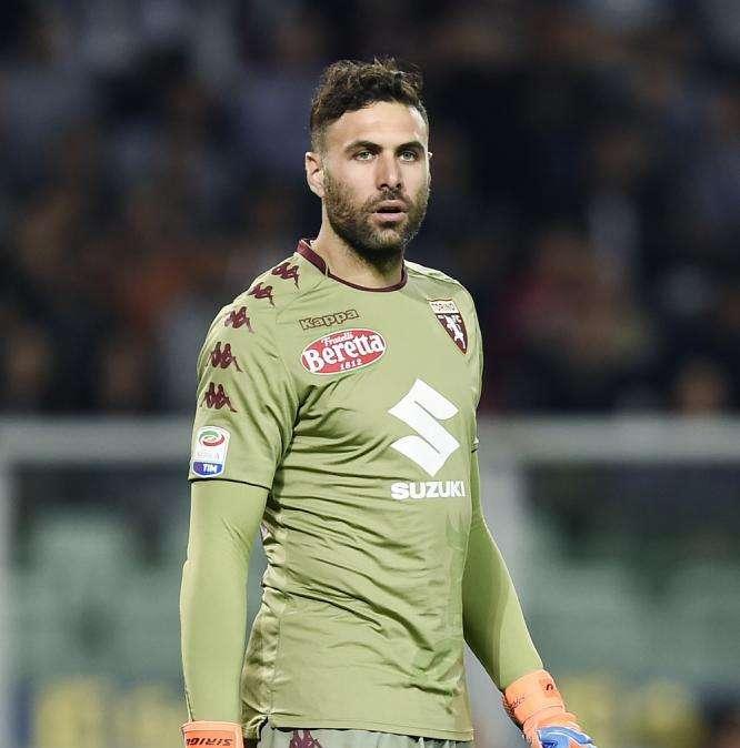 Il Toro non rinnova ancora e su Sirigu piomba il Napoli