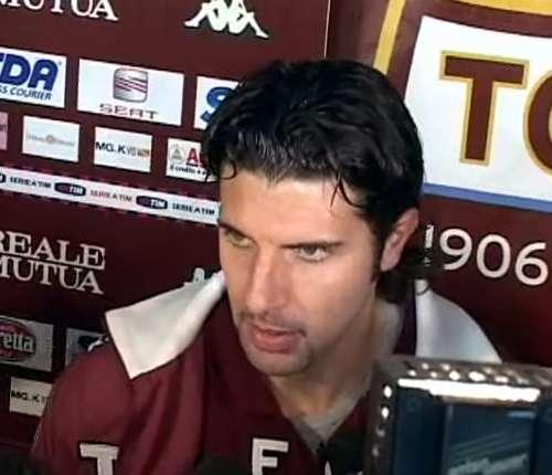 Torino, emergenza in difesa 