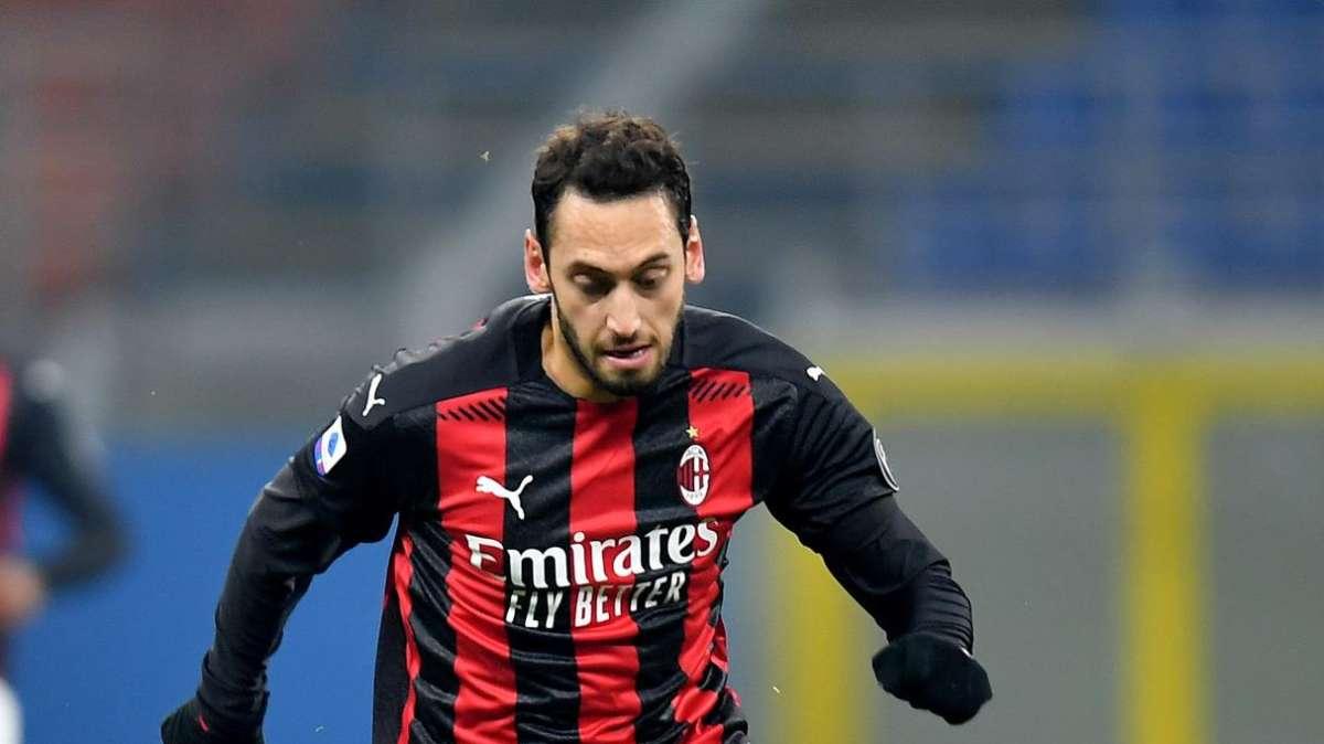 Milan: Calhanoglu non ci sarà contro il Torino secondo Sky Sport