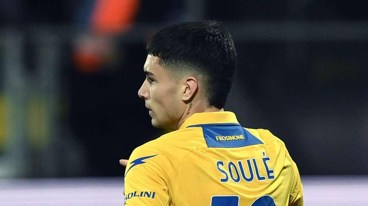 Serie A: le formazioni ufficiali di Cagliari-Salernitana e Sassuolo-Frosinone