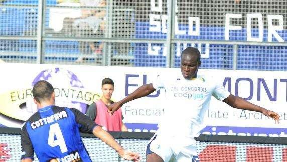 Ipotesi Cagliari per l'obiettivo granata Babacar 