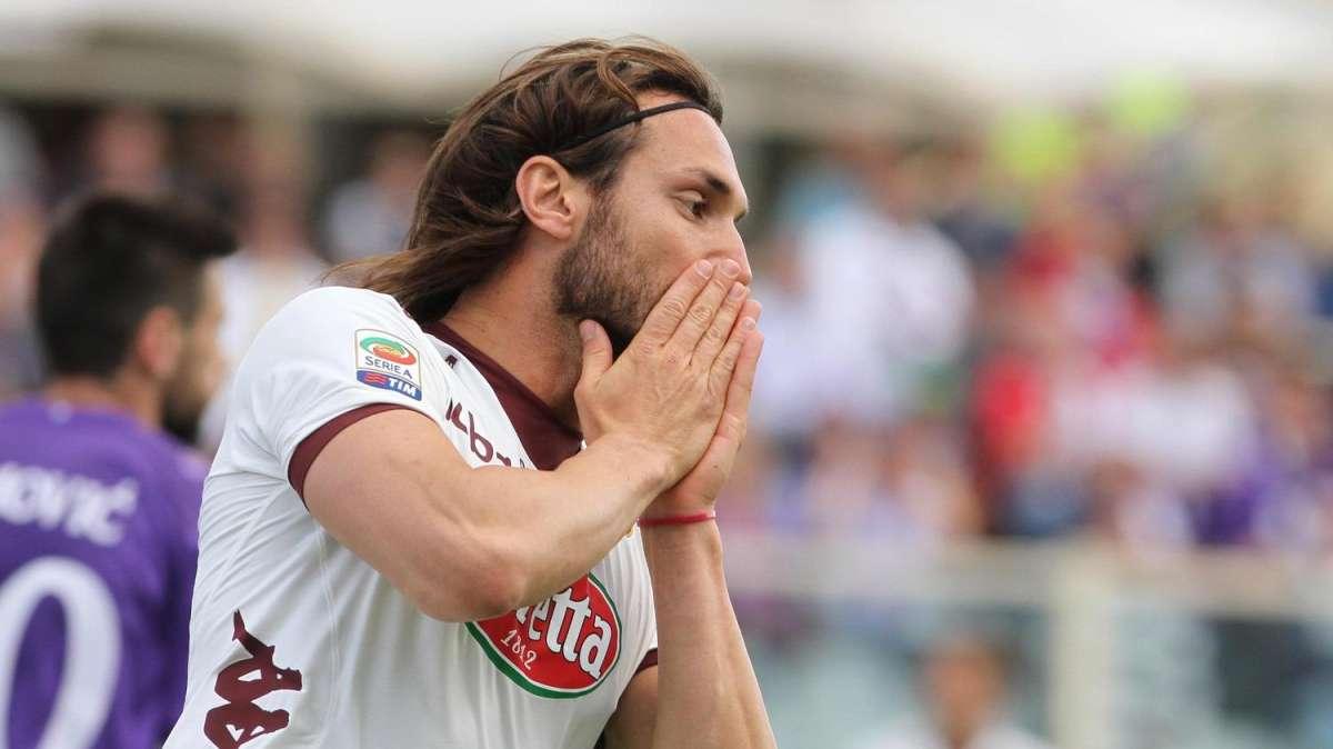 Il Bologna si rassegna all'addio di Gilardino e punta su Bianchi. Ma il Genoa...