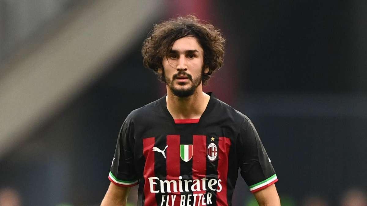 Per Adli il Milan valuta anche l'ipotesi di un prestito all'estero