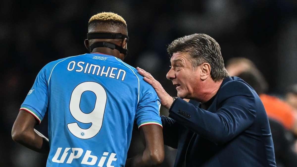 Napoli, Mazzarri si sente migliorato: "Con l'esperienza uno o si rincoglionisce o si migliora"