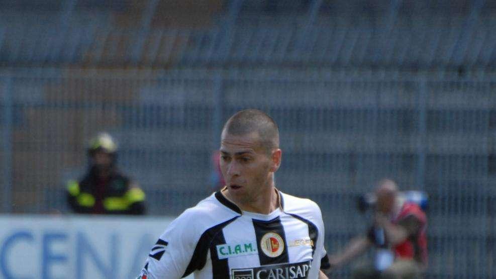 Antenucci promette fedeltà granata 