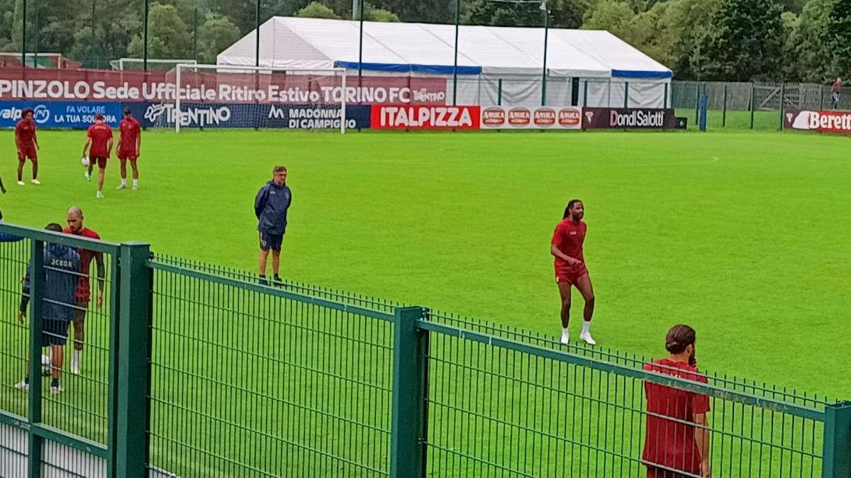 LIVE – 8° giorno di allenamenti del Torino a Pinzolo: occhi puntati su Tameze. Radonjic in campo, sta bene e Juric gli dice: “Dai, concentrati!”