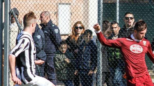 Si infoltisce la fila per il prestito di Aramu