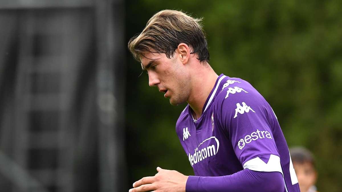 Il City aumenta la posta per Vlahovic 