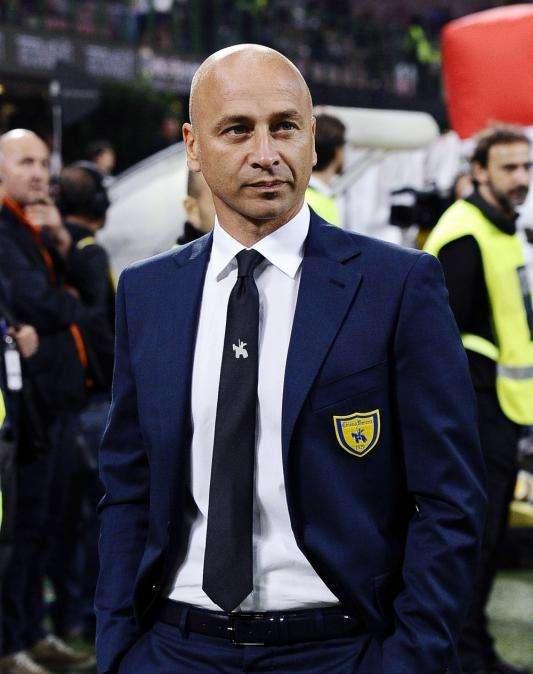 Hellas Verona: due i profili seguiti oltre a Corini, se salta Mandorlini
