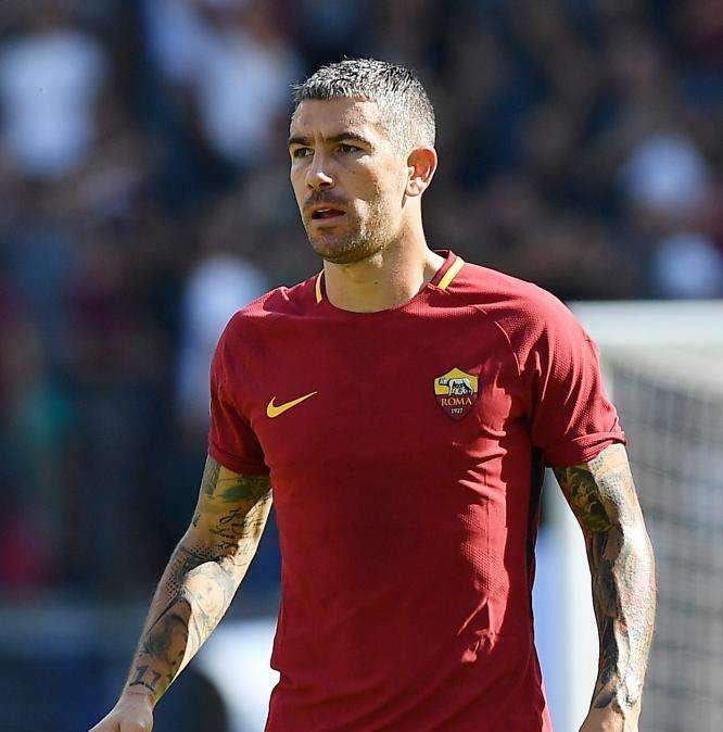 Roma, Kolarov: "Ci siamo anche noi per la vetta della classifica"