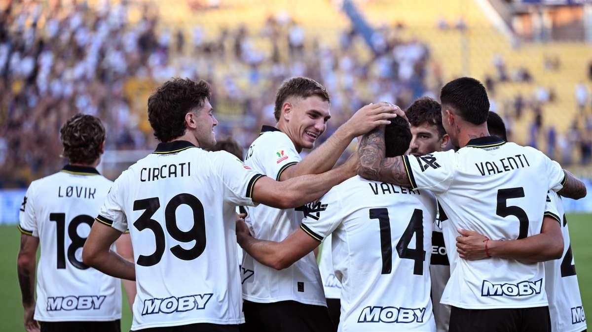 Coppa Italia: Parma avanti per 2-1 sullo Spezia all'intervallo